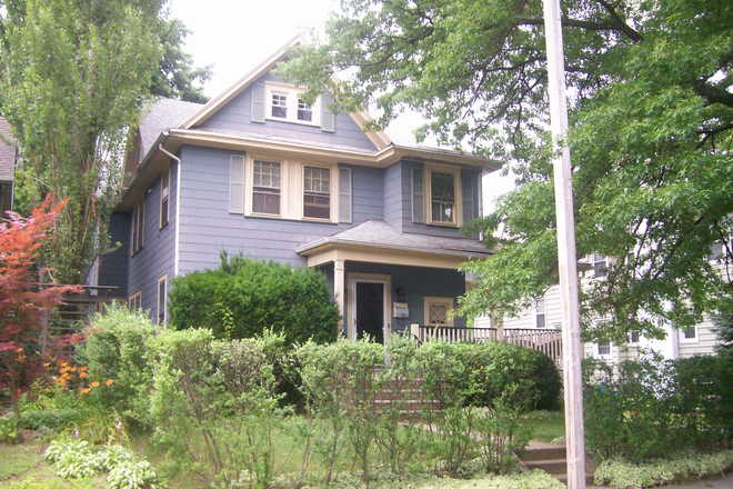 exterior of house - Furnished Room/kitchen/Bathroom/parking House