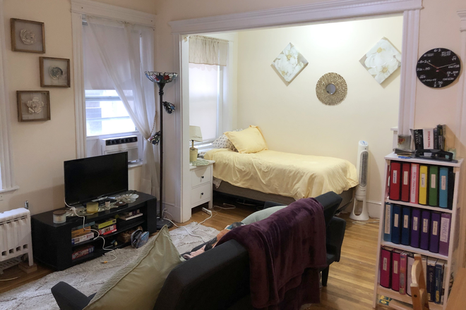 Studio - Large Studio Available 9/1/25! *CONTACT NOAH 603-470-8181 Apartments
