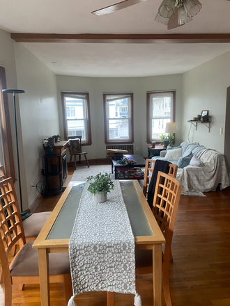 Living room/Dining Room - Sublet: Spring 2026: Medford/Tufts Campus Apartments