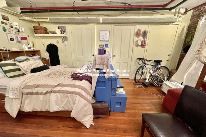 a - Spacious nice studio