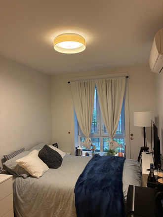 bedroom - Loom Capital Group Apartments