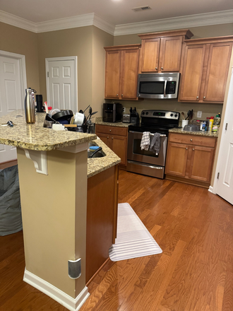 Kitchen (other half) - Spacious Townhome in Renaissance Park