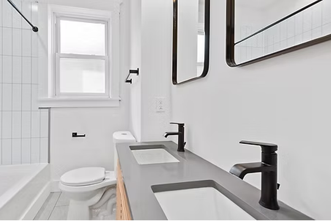 Bathroom - Mosaic Apartments