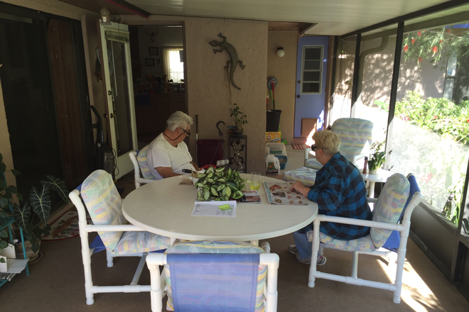 Back lanai, mom and dad visiting - Twinbrook House