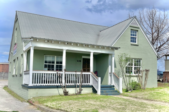 Exterior - 308 16th Street East House