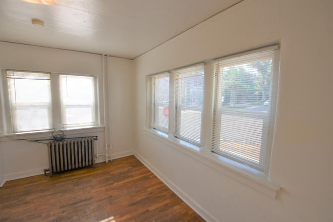 1145 Pennsylvania #1 - 1145 Pennsylvania. (1BR/ 1BA) Apartments