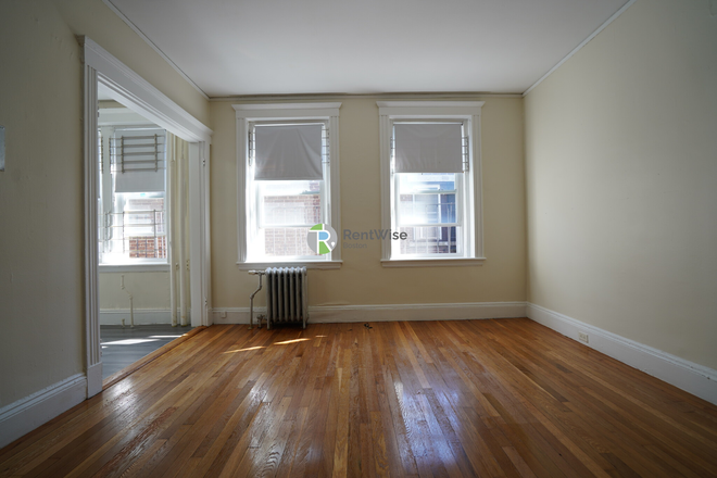 1 - AVAIL NOW-Incredible Fenway RENOVATED Studio, H/HW inc, NO FEE
