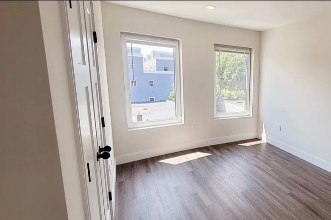 Bedroom - Looking for Roommate for Beautiful 2 Bed 2 Bath