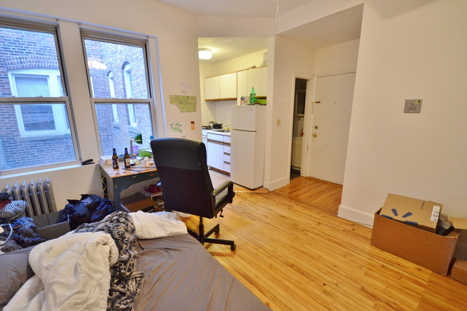 1 Bedroom Apartment - Avail 9/1 - Symphony Road 1 Bedroom Apartment