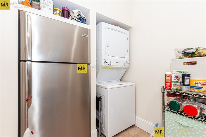 Call NOW for showings! 617-236-8600 - DELLE AVE - LRG MODERN 3BR ON MISSION HILL BY ORANGE LINE FOR *9/1/2026* W/ IN UNIT W/D, DECK, YARD! Apartments