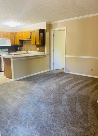 Living area - 2BR/2BA Corner Unit in the Fort