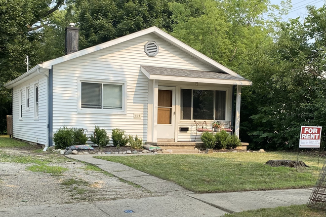Front of house - Nice House At 508 Lexington (close to campus), 1 Room Available For Rent. $600 Per Month.
