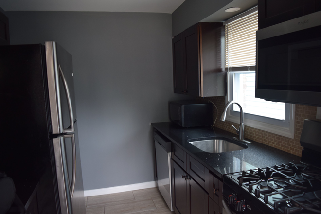 Kitchen - Hamilton House - few short blocks to Hofstra- NEW OWNERS---LOCATION ,LOCATION , LOCATION!!