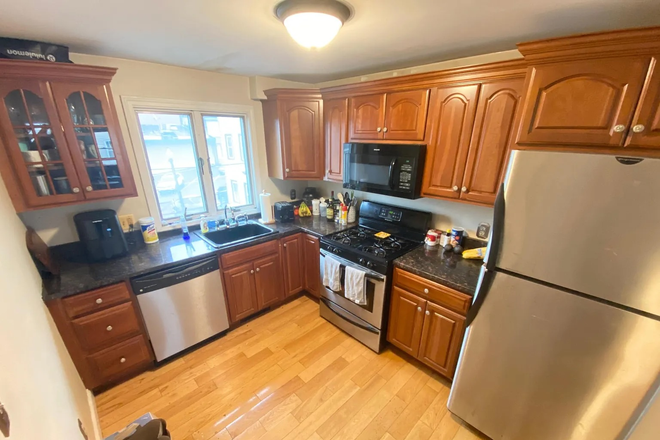 Kitchen - Sublet from Jan 2026 - May 2026 (South Boston) Apartments