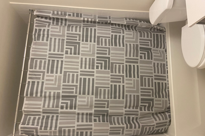 Bathroom - ?? Modern Private Room with Ensuite – 2 Min Walk to Vaughan Mills!