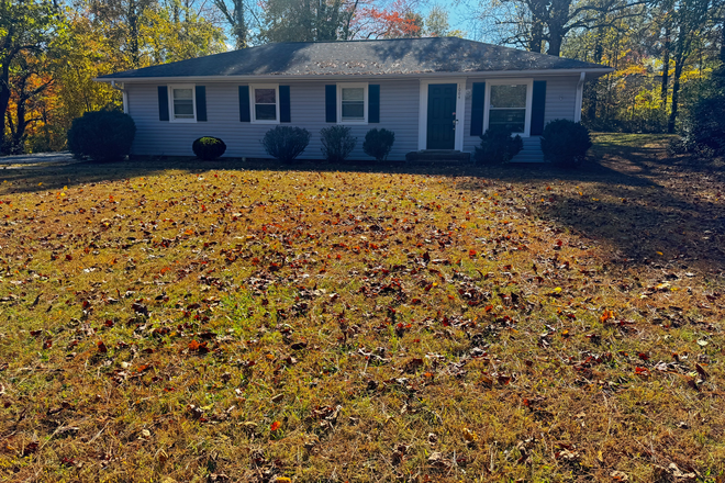 Outside Streetview - Charlton Farms