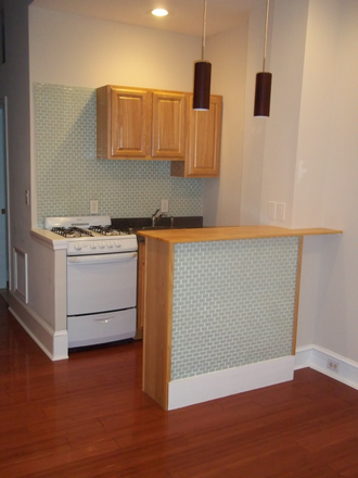 Kitchen - 117 South 43rd Street Apartments