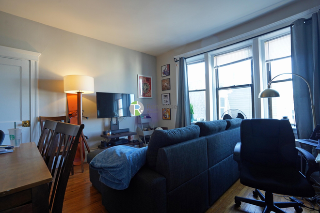 1 - May 2026-Gorgeous Packards 1 bed on Gardner St. H/HW Inc NO FEE Apartments