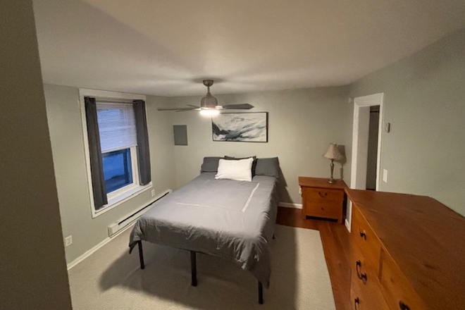 2rd floor bedroom - 3 bedroom 2 bath, furnished apt