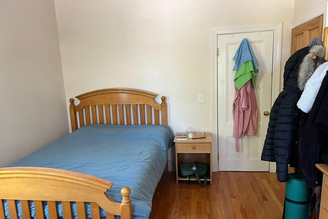 Bedroom - Amazing room in a great house very close to MIT!