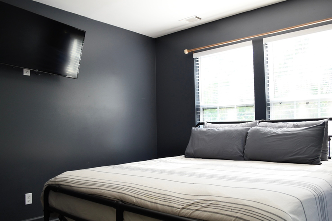 King Bedroom 1 - Fall 2025 | Off-Campus Student Rooms – Furnished King Bedroom, All Utilities Included