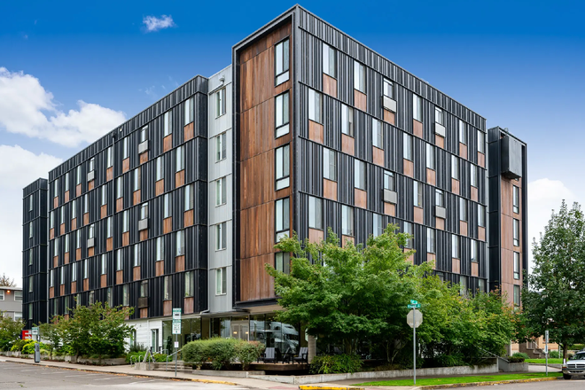 K14 Campus Flats building - K14 apartment sublease close to campus!