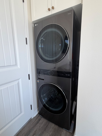 Washer/Dryer combo - ADU for rent Apartments