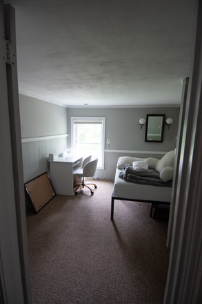 Bedroom - 4 Bedroom unit available- June 1st - Bus stop Apartments
