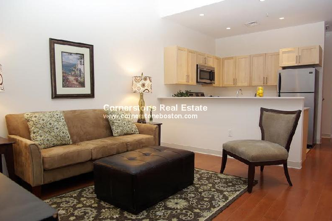 Living Room - **3/4 BROKER FEE COVERED*** Gorgeous 2 Bed / 1 Bath - Available 9/1/26!! Apartments