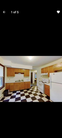 Kitchen - 1 Bedroom in 2B1B house
