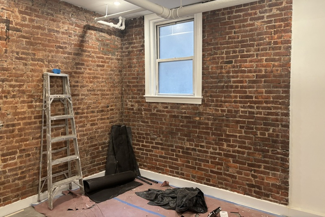 Bedroom - Room Available in 4 Bed! Available 9/1/26! Apartments