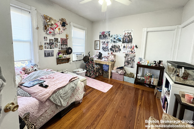 bedroom - Savin Hill | Walk to Red Line | Stainless Steel | Granite | Hardwood Apartments