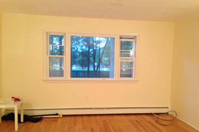 Living Room - 4BR home-Clearview Ave-Princeton