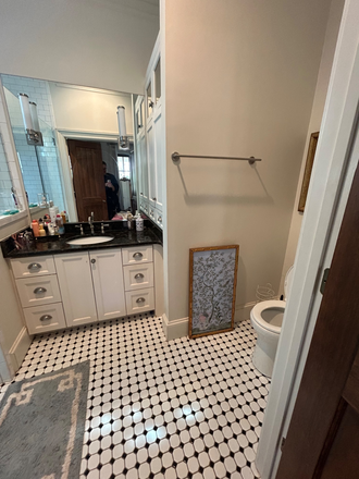 Bathroom - Carriage House close to Downtown Decatur and Emory