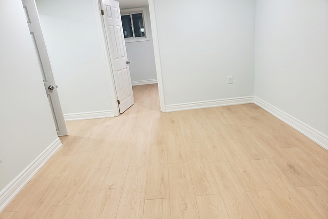 Hall area - Newly Renovated Basement Apartment near University of Toronto (Scarborough Campus) – All-Inclusive