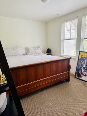 primary bedroom - 2BR thome for PU Faculty/Staff only-Bayard Lane-Princeton