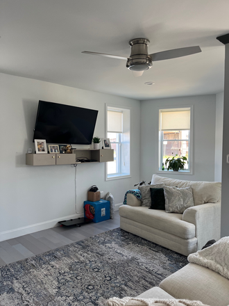 Living room with TV - One Bedroom, Private Bathroom Rental (short or long term rental) (Grad students/Faculty Only) House