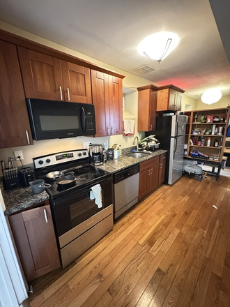 Kitchen - Spacious & Renovated 4 Bed 2 Bath on Wait Street in Mission Hill!