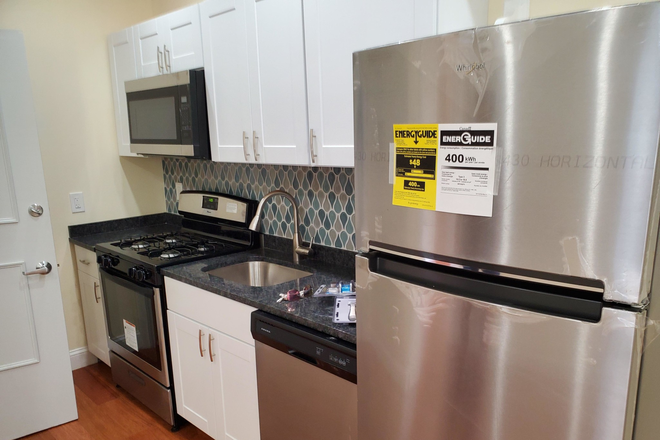 KITCHEN - CENTRAL-HARVARD  SQ 2 BED 2 BATH HANCOCK ST 09/01 MOVE IN MIT-HARVARD