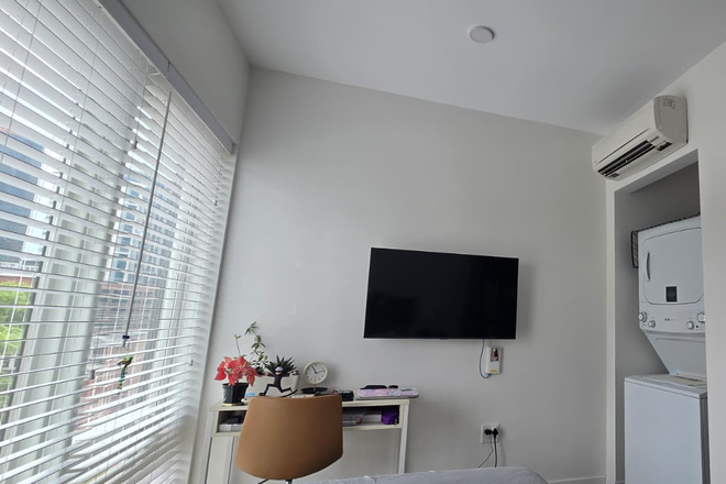 Living Room - Subletting lease starting from June