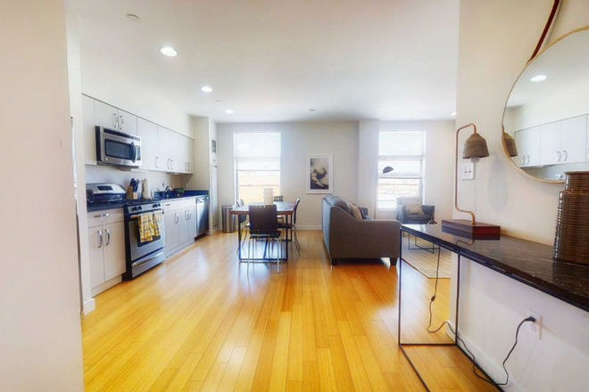 2 - AVAIL NOW- South End. 2 Beds. New Renovations, PETS OK! NO FEE Apartments