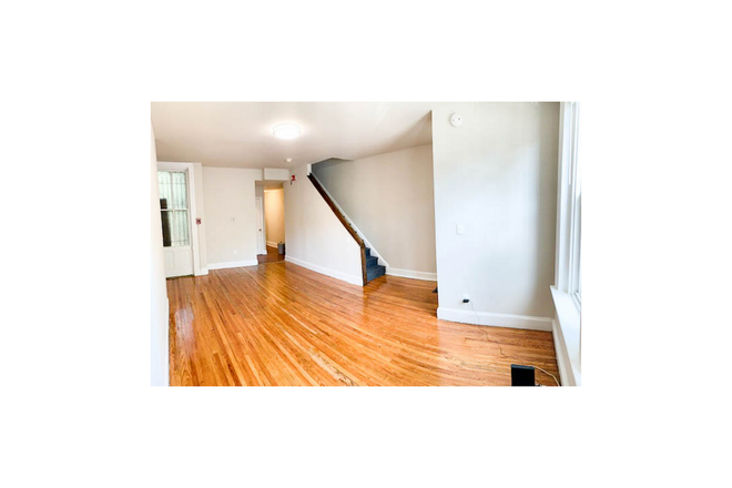 3929 Baltimore Interior - 3929 Baltimore Ave Apartments