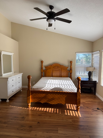Master bedroom for rent - Move-in Ready! Furnished Private Rooms & Master Bedroom Available in Safe and Q