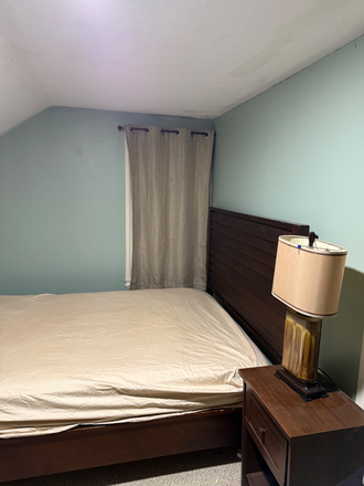 Photo - 1 bed room with big living room on third floor Apartments