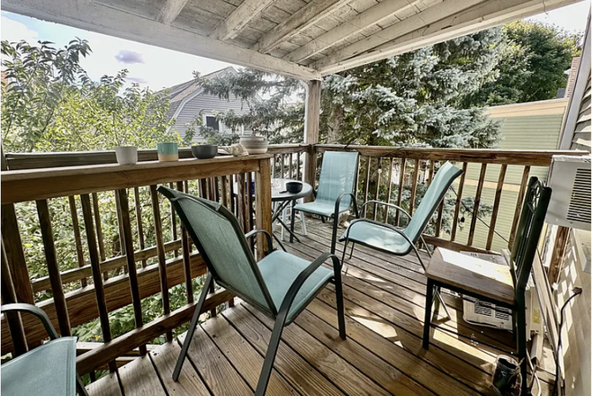 Balcony - Spring '26 Sublet 2 minute walk from campus! Apartments