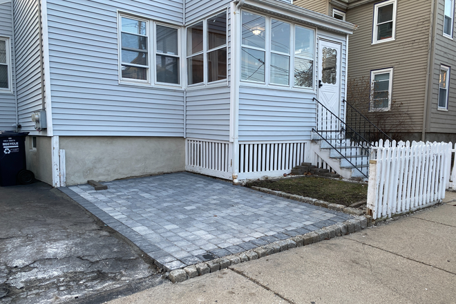 Front of house - 13 Cottage Park Ave, Unit 1 (first floor with off-street parking) Duplex