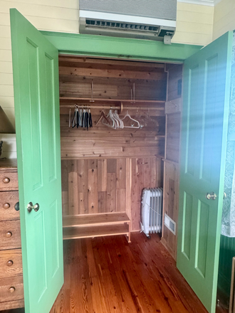 Double Cedar Closet in Bedroom - Charming 1Bdrm Apt Avl 8/15+Deck+Balcony;Utilities/Wifi Incd Furnished