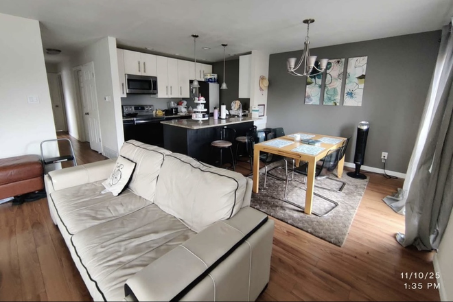 living room - Park East