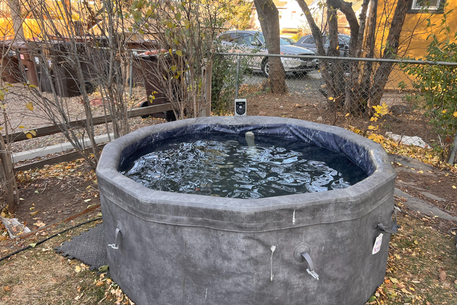 Hot tub - The Stables House