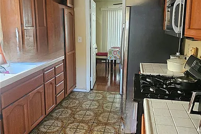kitchen - Private room $1190